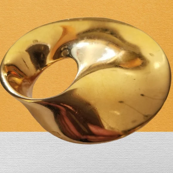 Vintage Mid Century Monet Oval Gold Tone Brooch Pin - Picture 6 of 12